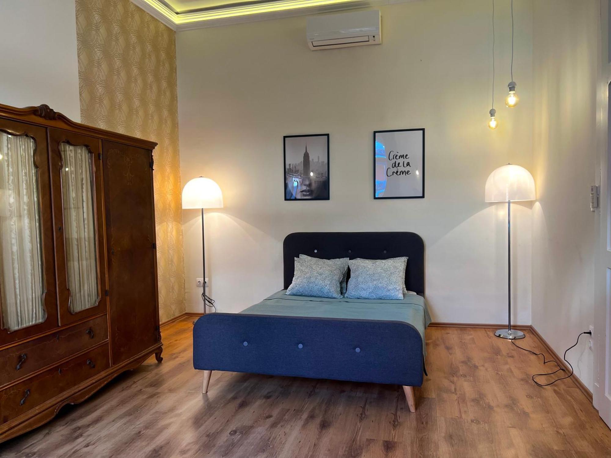 P9 By Small Home Budapest Bagian luar foto